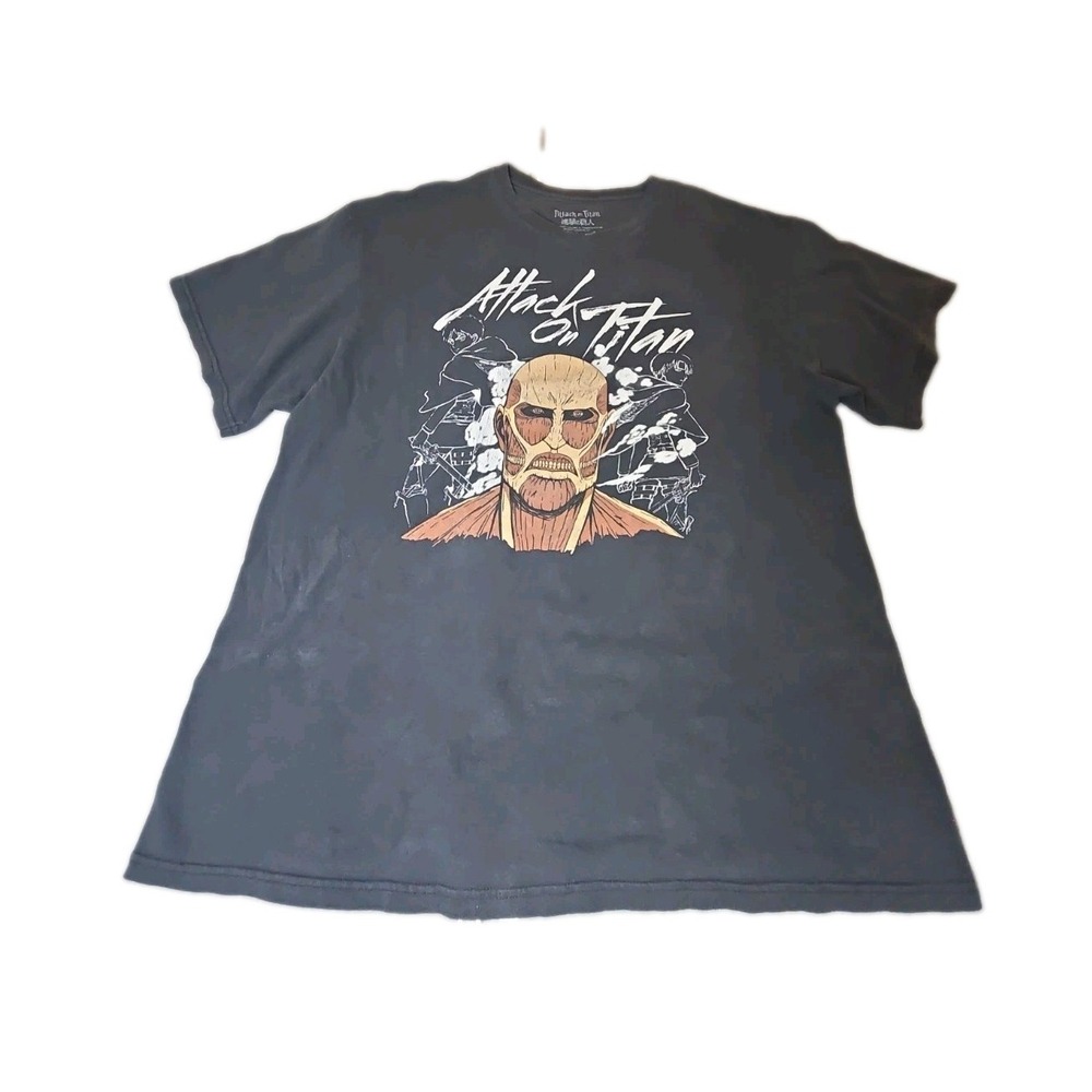 Attack on Titan Shirt Men Medium Faded Black Colossal Anime Graphic Tee Manga XL